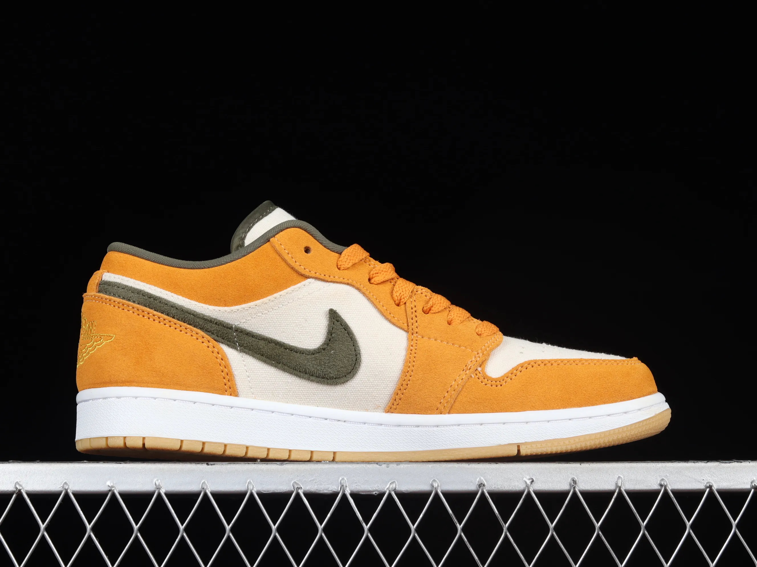 All categories Air Jordan Jordan series basketball shoes Air Jordan 1 Low G version pure original Air Jordan 1 Low "Light Curry" AJ1 Joe 1 Ugly Duckling low-top basketball shoes DH6931-102